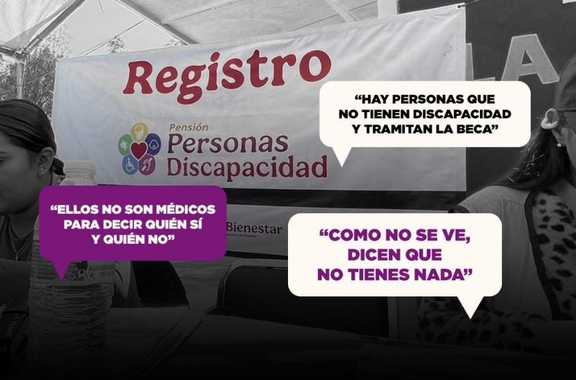 Personas en un módulo de registro de la Pensión para el Bienestar de Personas con Discapacidad, con mensajes sobre cuestionamientos y controversias en el acceso al trámite.